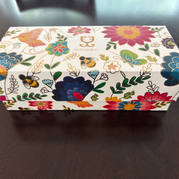 Fizzy Goblet Vegn Sliders - Picture 1 of 9